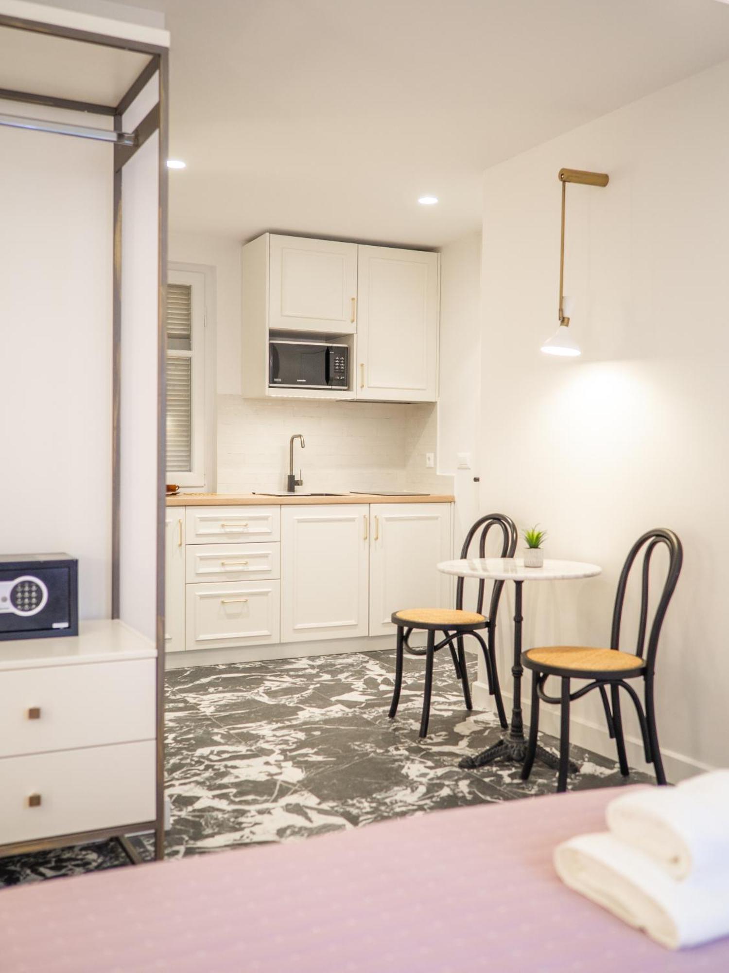 Muses Luxury Suites Corfu  ภายนอก รูปภาพ