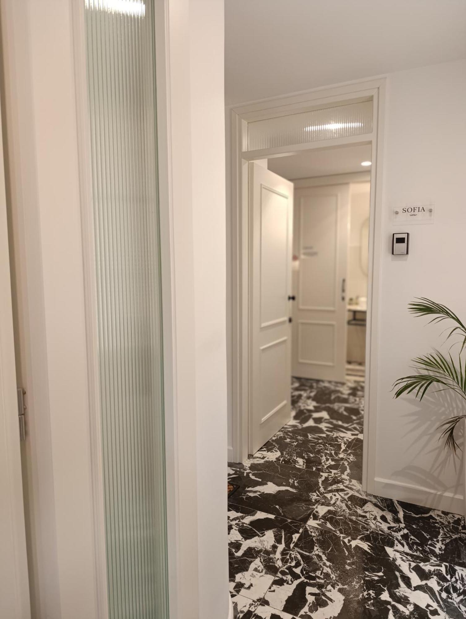 Muses Luxury Suites Corfu  ภายนอก รูปภาพ